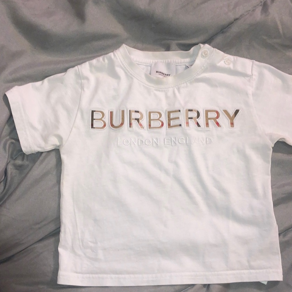BURBERRY TODDLER UNISEX SHIRT 2Y (fit like a 2-3 on small child)